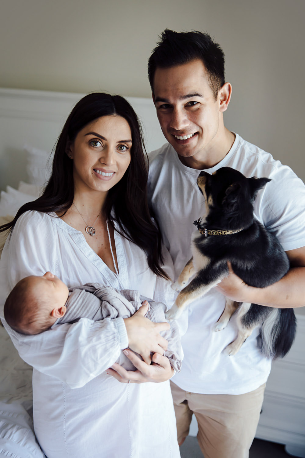 Natural-newborn-lifestyle-imagery-baby-with-dog