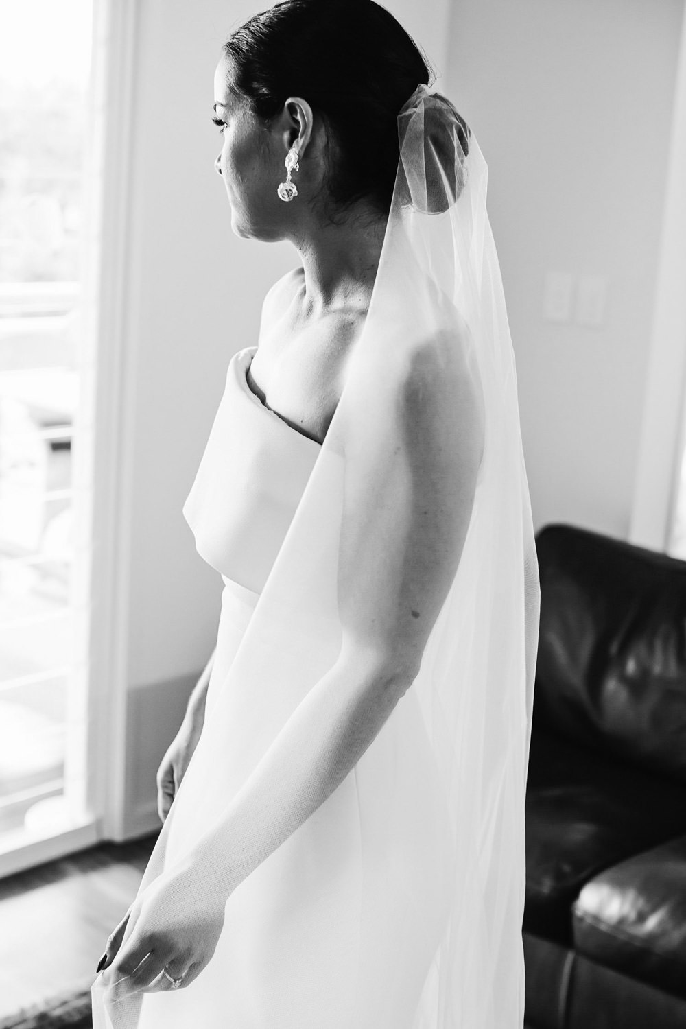 editorial-natural, fun, romantic-wedding-photography-Black-tie-tattersalls-QuinceandMulberryStudios