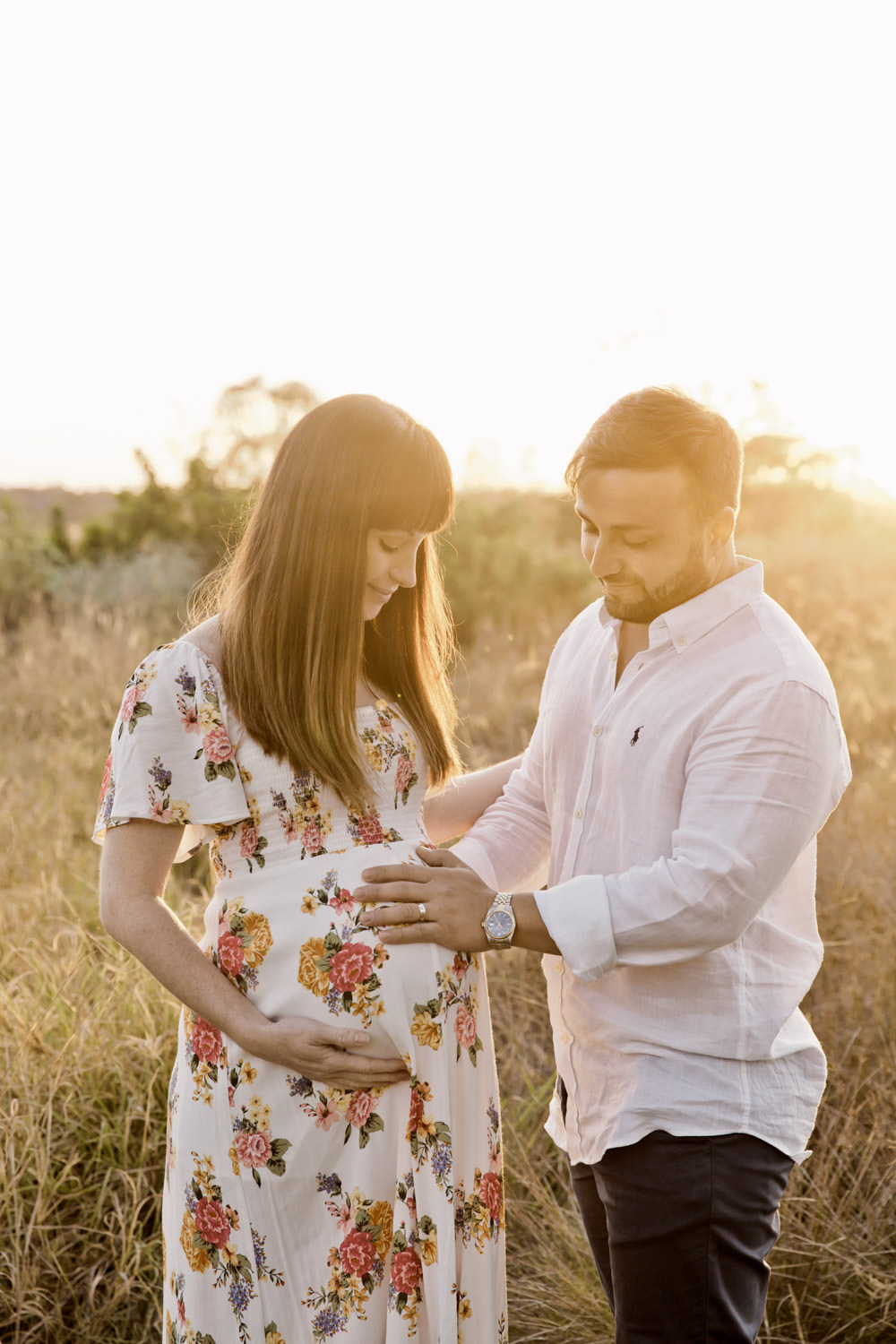 sunrise-field-Natural-family with maternity-newborn-lifestyle-imagery- photography in Brisbane- QuinceandMulberry