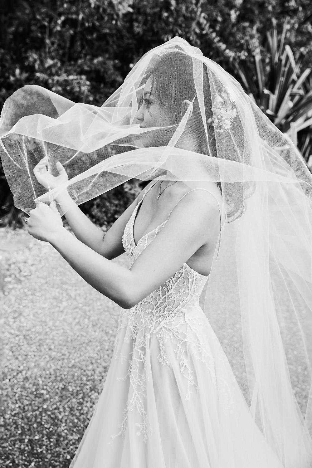 bride-placing-veil-natural, fun, romantic-wedding-photography at Sanctuary Cove-QuinceandMulberryStudios