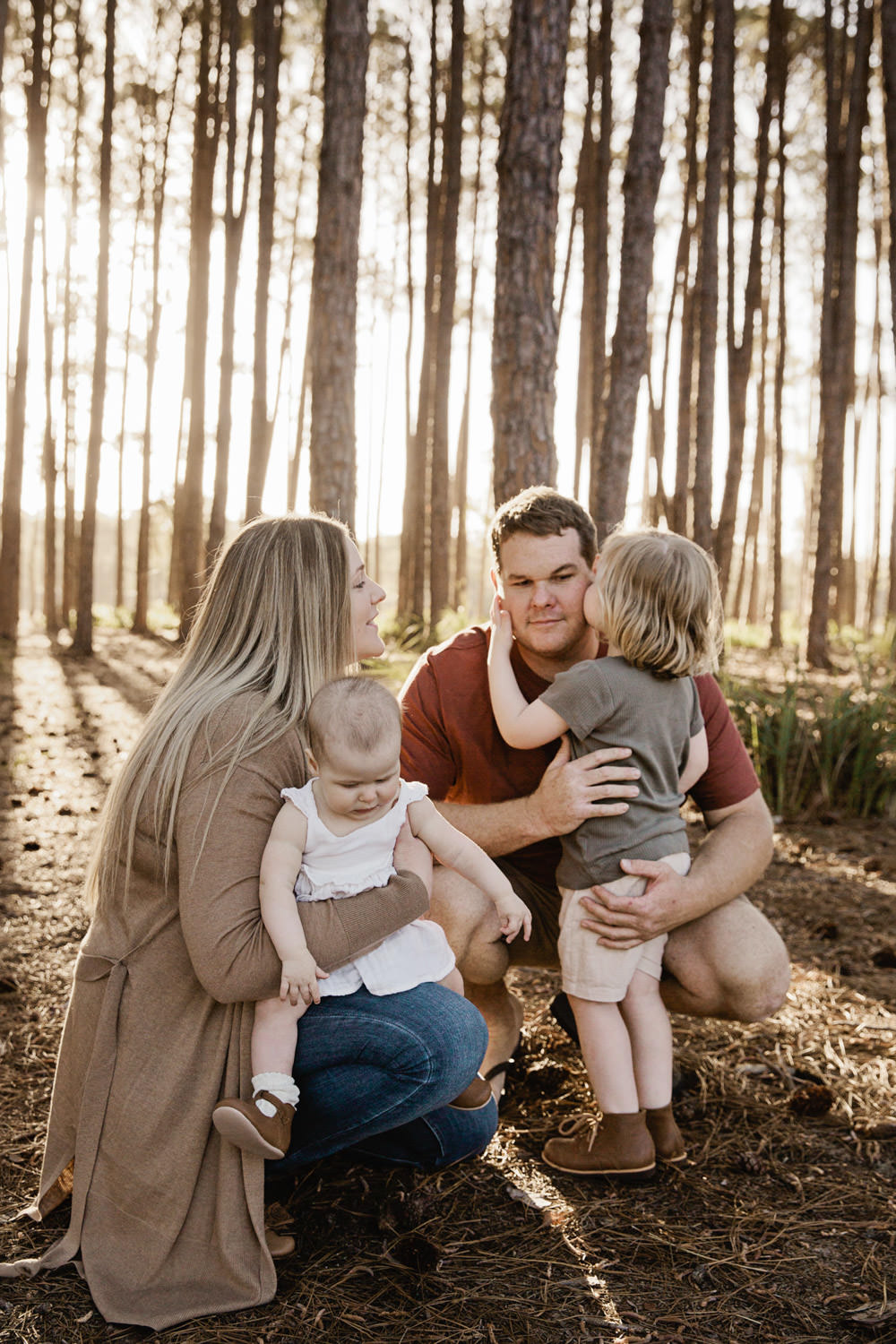 family-in-pine-froest_Family-Photography-Beach_Brisbane-GoldCoast-Natural