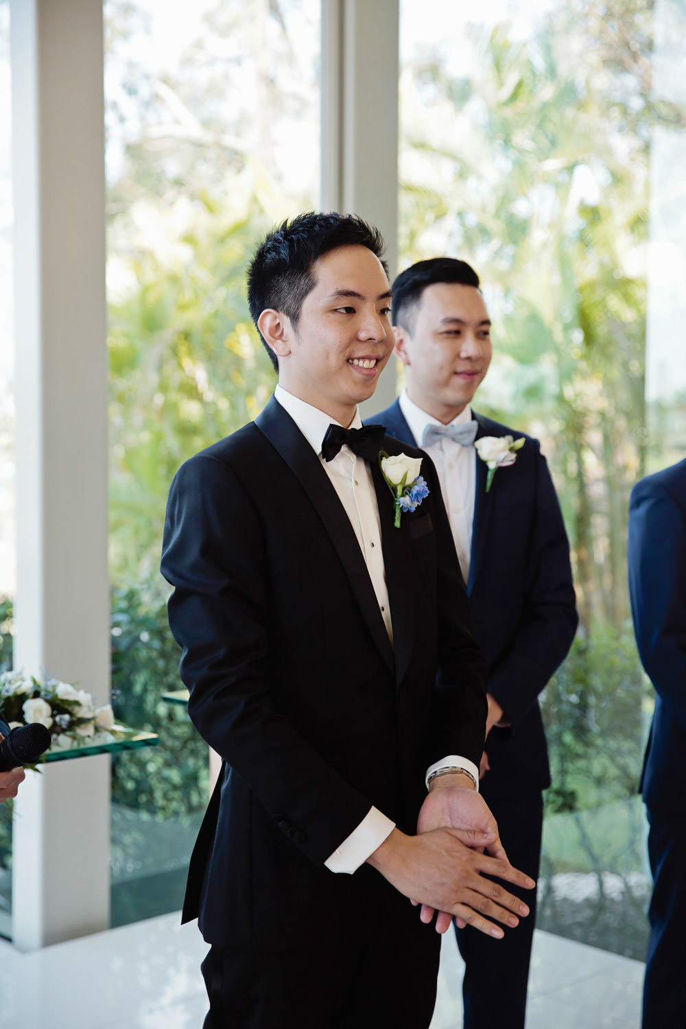 Groom-waiting-at_Sanctuary-cove-wedding-chapel-romantic-photography_quincenmulberrystudios